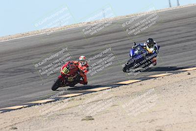 media/Oct-30-2025-Racers Edge (Thu) [[dabbdaf680]]/3-B Group/Session 2 (Bowl Exit)/